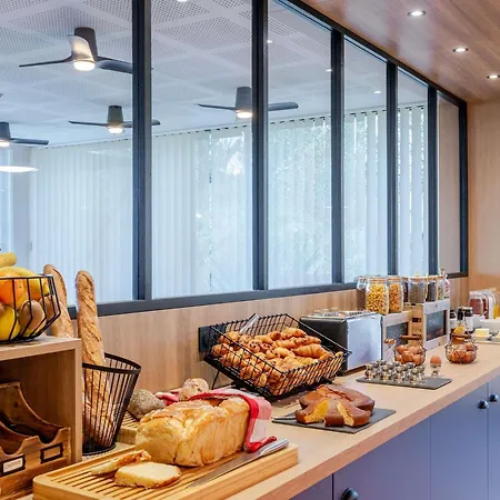 Ibis Styles Bordeaux Отель 3*